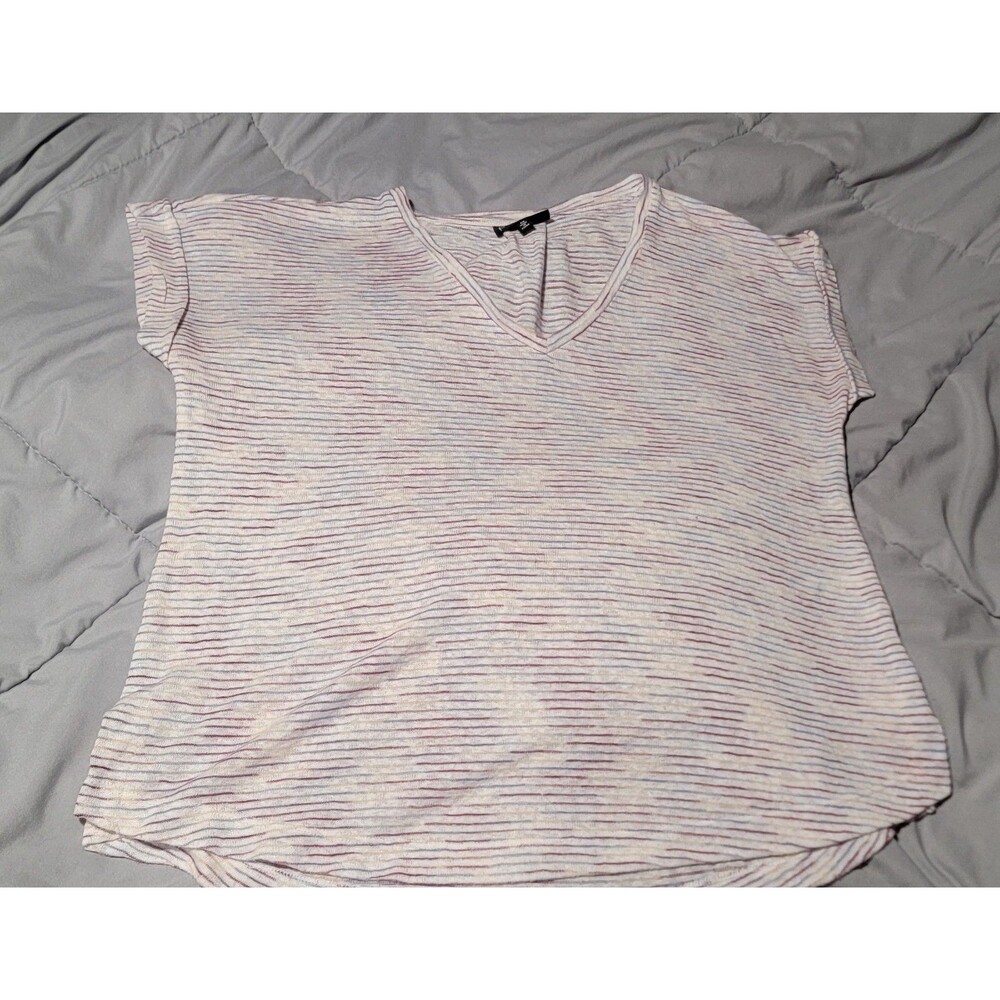 Bobeau Ladies Medium V - Neck Cap Short Sleeves SOFT Shirt Top Striped Pastel